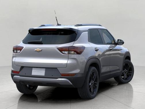 Sterling Gray Metallic 2026 Chevrolet Trailblazer LT