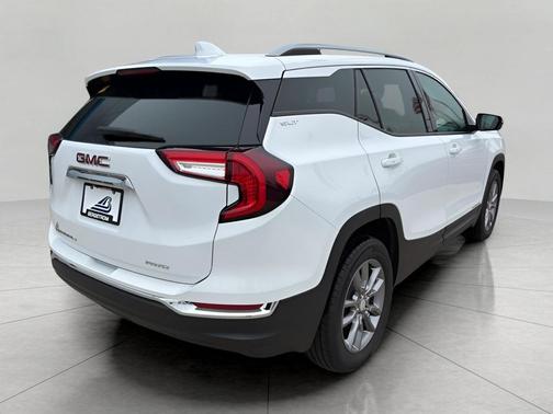 Summit White 2024 GMC Terrain SLT
