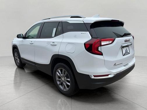 Summit White 2024 GMC Terrain SLT