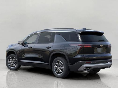 Mosaic Black Metallic 2026 Chevrolet Traverse LT