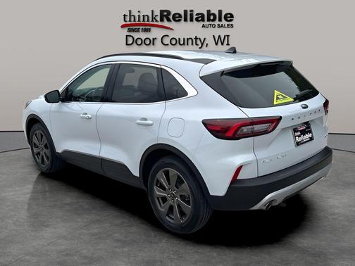 Space Silver Metallic 2025 Ford Escape Platinum