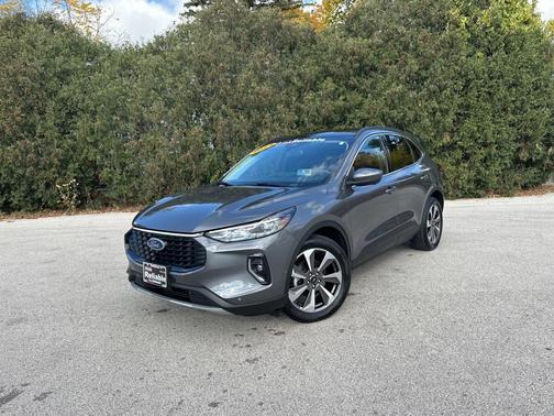 2023 Ford Escape Platinum