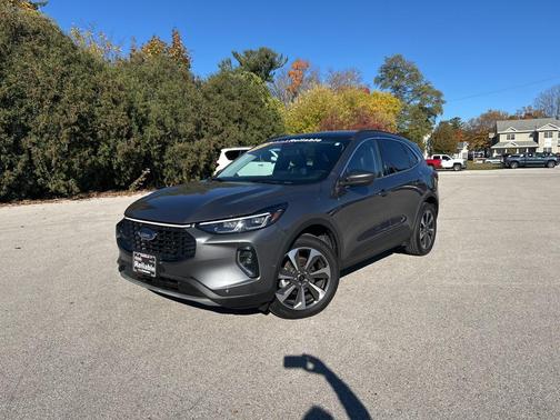 2023 Ford Escape Platinum