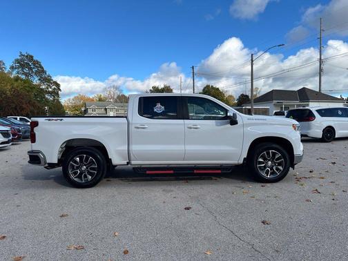 Summit White 2022 Chevrolet Silverado 1500 LT