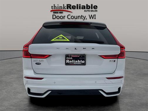 2025 Volvo XC60 B5 Plus