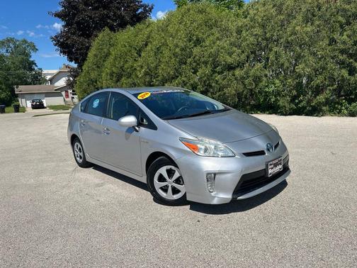 Classic Silver Metallic 2014 Toyota Prius Two