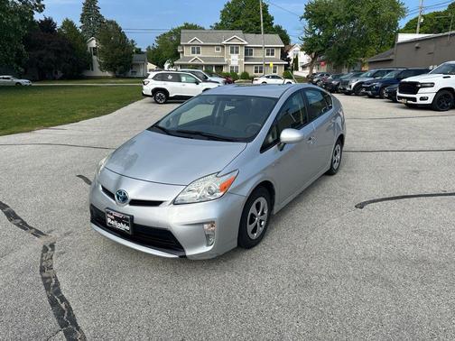 Classic Silver Metallic 2014 Toyota Prius Two