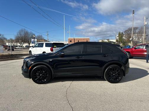 2023 Cadillac XT4 Sport