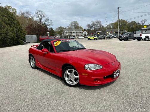 Classic Red Clearcoat 2001 Mazda MX-5 Miata Base