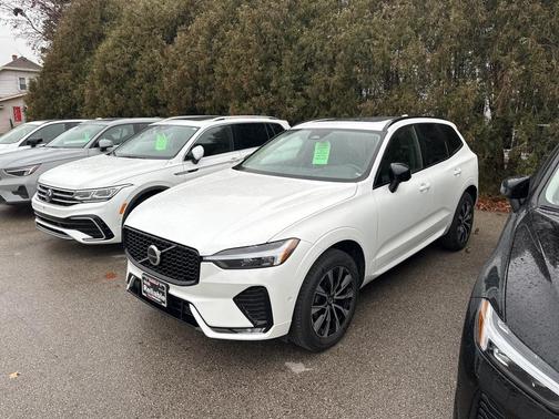 2025 Volvo XC60 B5 Plus