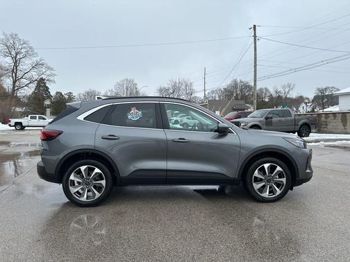 2024 Ford Escape Platinum