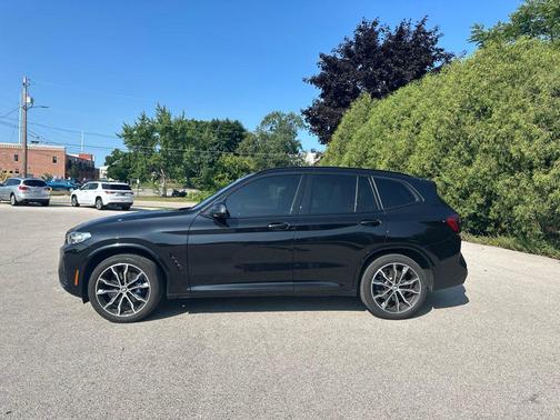 Black 2024 BMW X3 xDrive30i