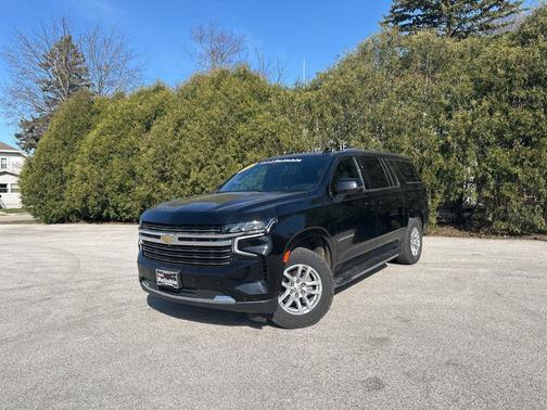 Black 2023 Chevrolet Suburban LT
