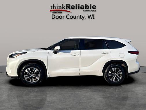 Wind Chill Pearl 2022 Toyota Highlander XLE
