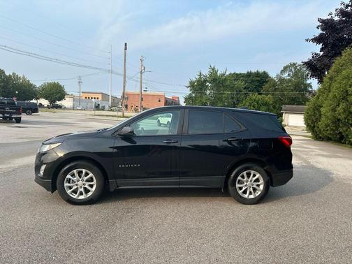 Mosaic Black Metallic 2020 Chevrolet Equinox LS