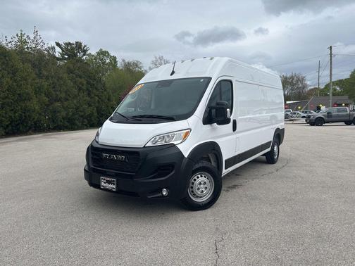 Bright White Clearcoat 2024 RAM ProMaster 2500 Tradesman