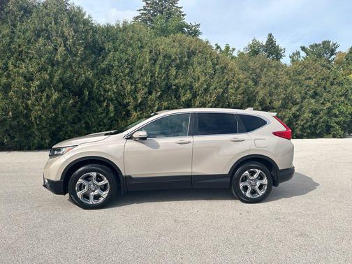 Tan 2017 Honda CR-V EX