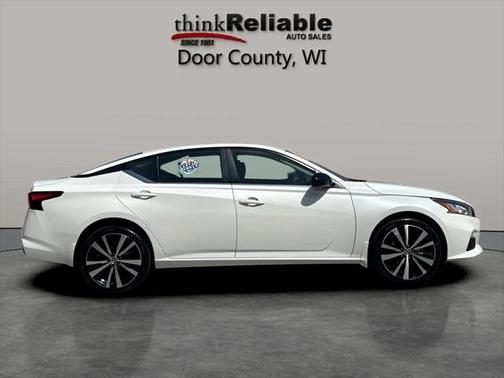 2022 Nissan Altima SR Intelligent AWD