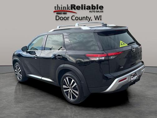 2025 Nissan Pathfinder Platinum 4WD