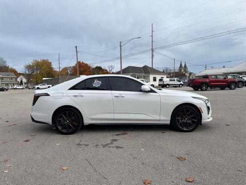 2022 Cadillac CT4 Sport