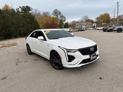 2022 Cadillac CT4 Sport