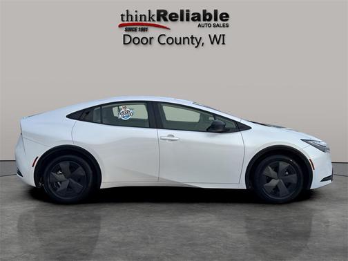 2024 Toyota Prius LE