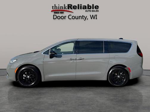 Ceramic Gray Clearcoat 2025 Chrysler Pacifica L