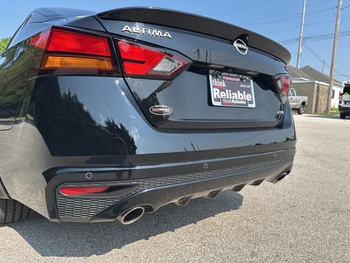2023 Nissan Altima SR Intelligent AWD