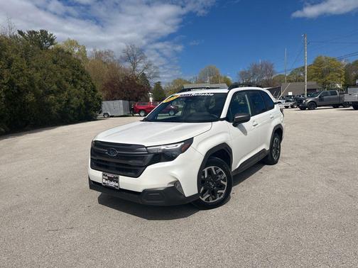 Crystal White Pearl 2025 Subaru Forester Premium