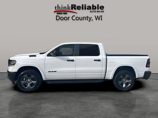 Bright White Clearcoat 2023 RAM 1500 Big Horn/Lone Star