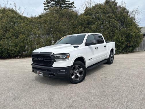 Bright White Clearcoat 2023 RAM 1500 Big Horn/Lone Star