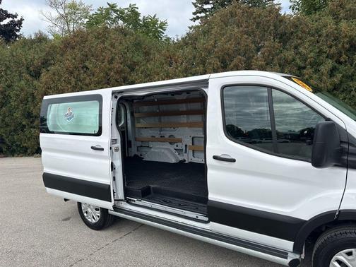 2024 Ford Transit-250 Base
