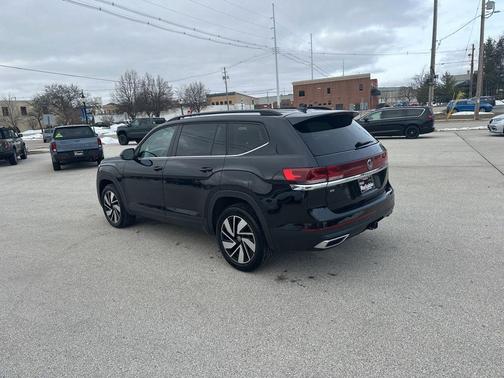 2025 Volkswagen Atlas 2.0T SE w/Technology 4MOTION