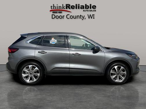 2025 Ford Escape Platinum