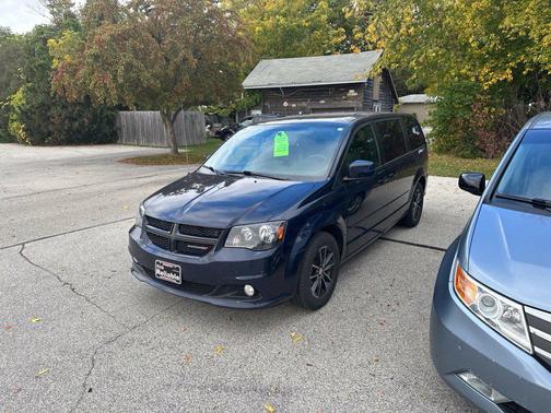 True Blue Pearlcoat 2015 Dodge Grand Caravan R/T