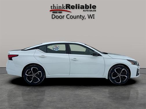 2023 Nissan Altima SR Intelligent AWD