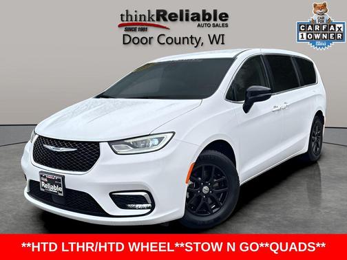 Bright White Clearcoat 2024 Chrysler Pacifica Touring L