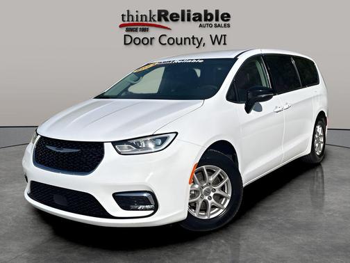 Bright White Clearcoat 2024 Chrysler Pacifica Touring L