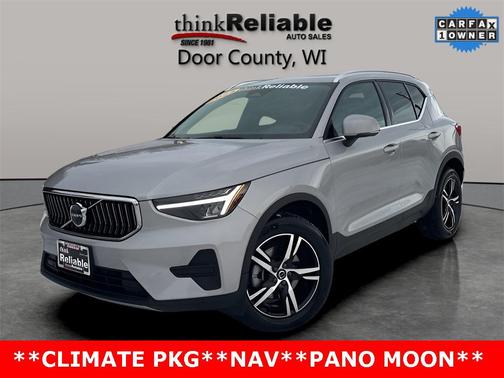 2025 Volvo XC40 B5 Core Bright Theme