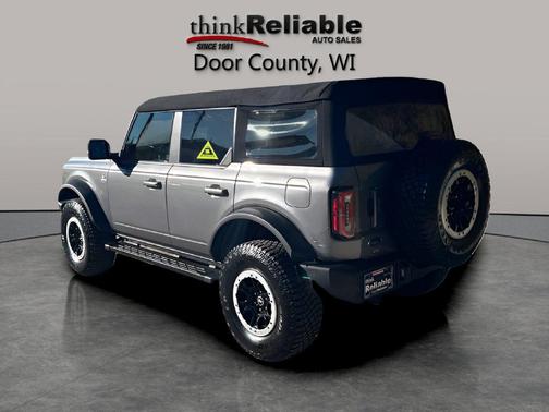 Carbonized Gray Metallic 2024 Ford Bronco Outer Banks