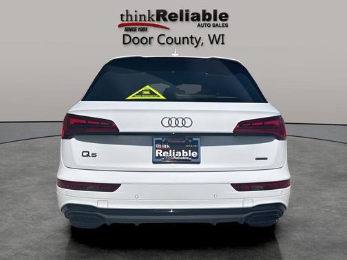 Arkona White 2025 Audi Q5 45 S line Premium