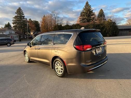 2020 Chrysler Pacifica Touring