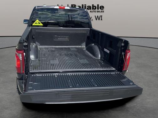 Agate Black Metallic 2025 Ford F-150 XLT