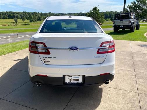 2018 Ford Taurus Limited