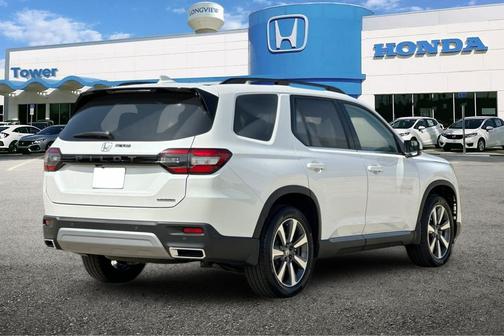 2025 Honda Pilot Touring 8-Passenger