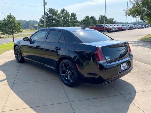 2021 Chrysler 300 S