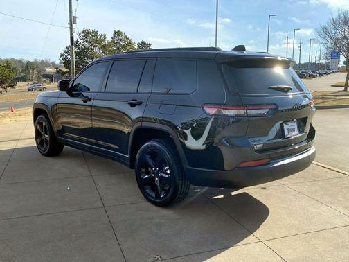 2025 Jeep Grand Cherokee L Altitude