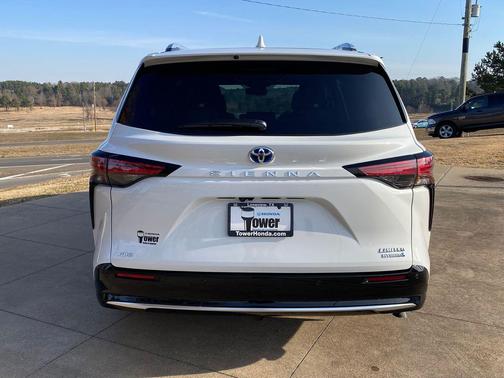 2024 Toyota Sienna Limited