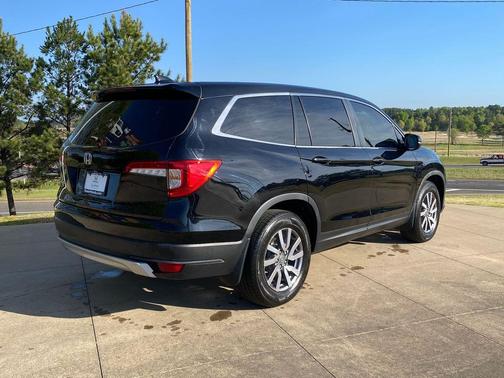 Gray 2021 Honda Pilot 2WD EX-L