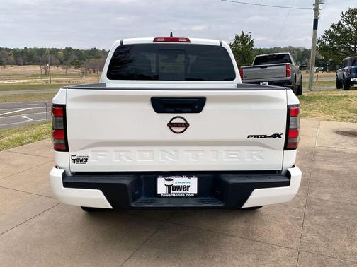 2024 Nissan Frontier PRO-4X